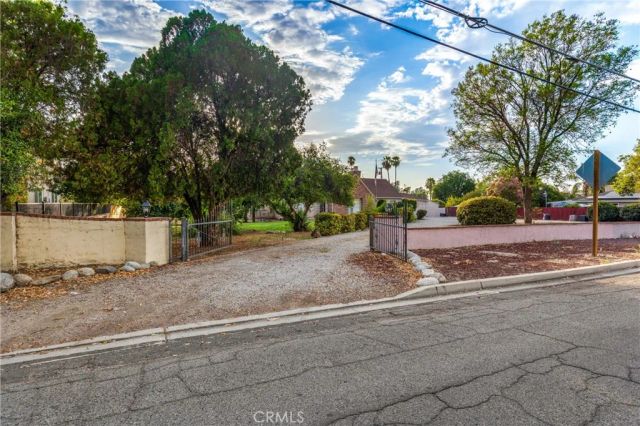 161 N Cornell, Hemet, CA 92544