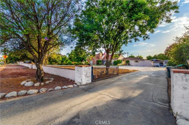 161 N Cornell, Hemet, CA 92544