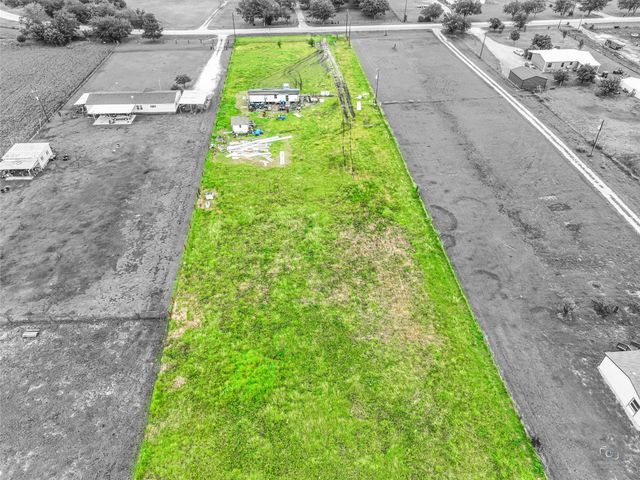 8300 FM 697, Whitewright, TX 75491