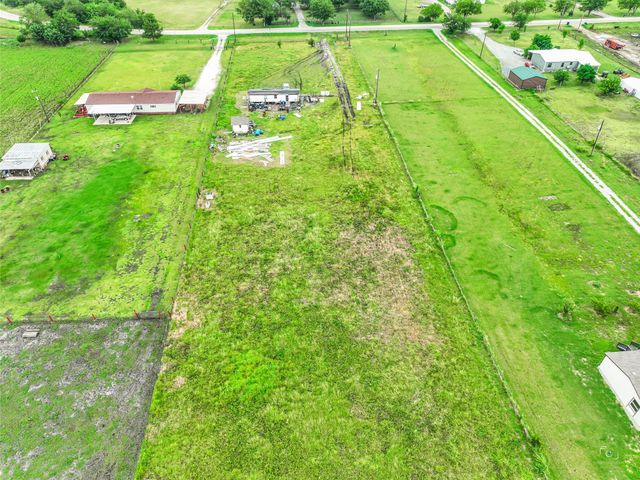 8300 FM 697, Whitewright, TX 75491