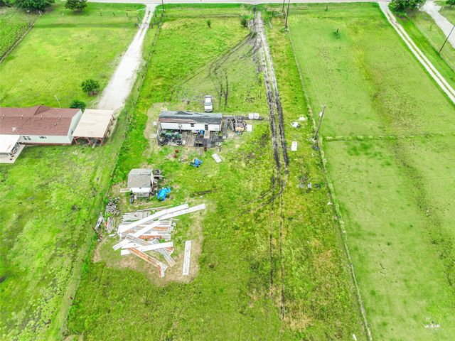 8300 FM 697, Whitewright, TX 75491