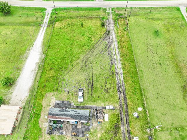 8300 FM 697, Whitewright, TX 75491