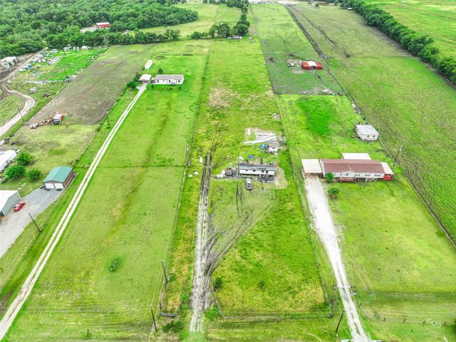 8300 FM 697, Whitewright, TX 75491