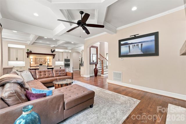 2455 Shiny Leaf Drive, Denver, NC 28037
