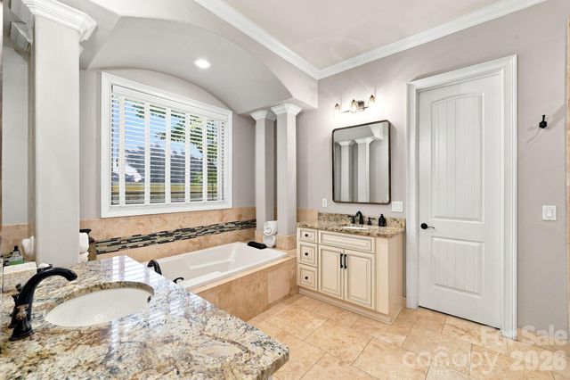 2455 Shiny Leaf Drive, Denver, NC 28037