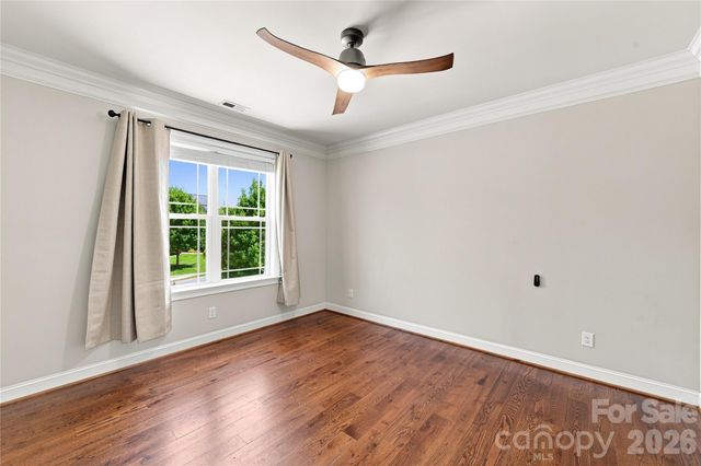 2455 Shiny Leaf Drive, Denver, NC 28037