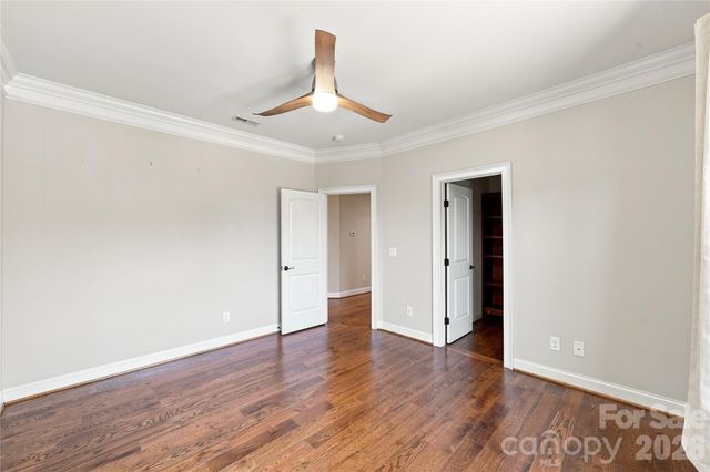 2455 Shiny Leaf Drive, Denver, NC 28037