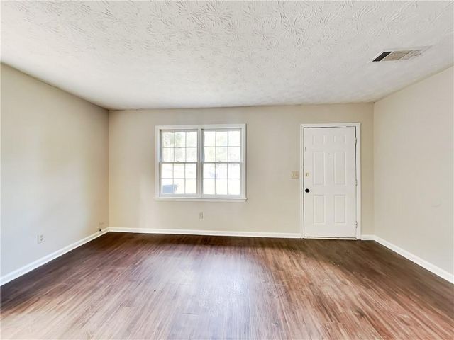 452 Charleston Lane, Lawrenceville, GA 30046