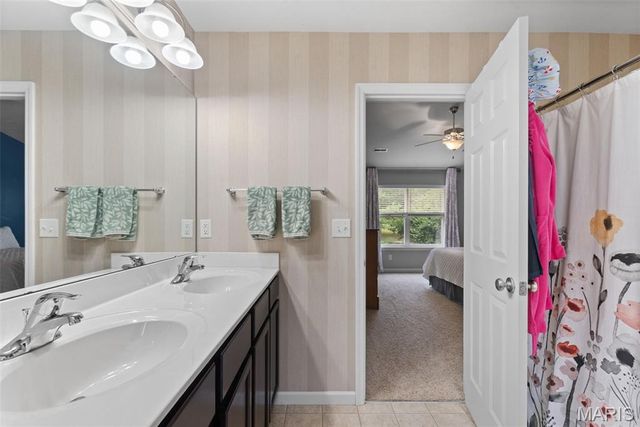 5412 Harter Farms Manor, High Ridge, MO 63049