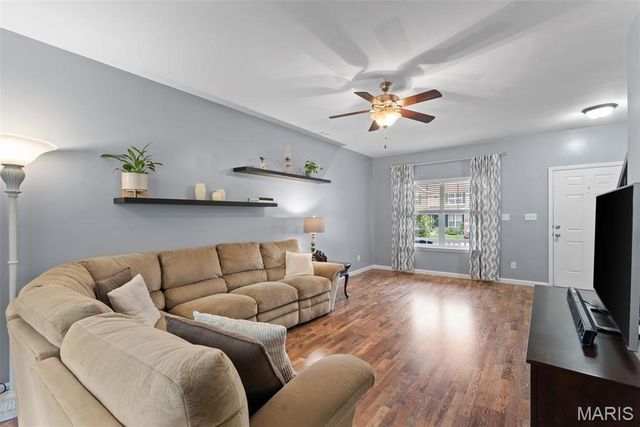 5412 Harter Farms Manor, High Ridge, MO 63049