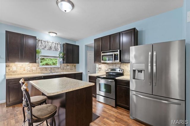 5412 Harter Farms Manor, High Ridge, MO 63049