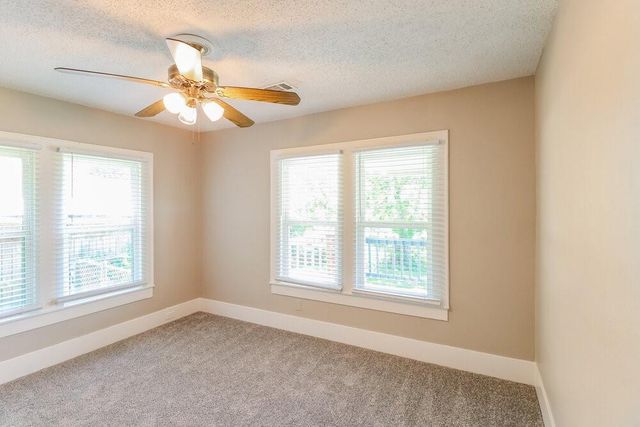 522 12th Avenue N, Texas City, TX 77590
