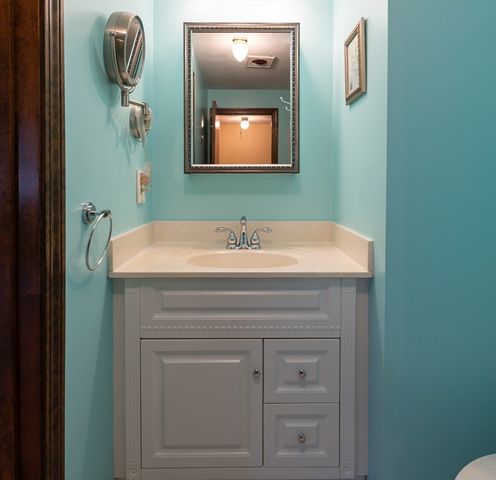 52 Frederick St 26, Dracut, MA 01826