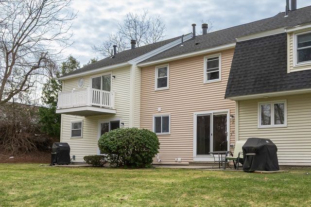 52 Frederick St 26, Dracut, MA 01826