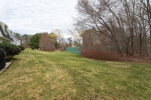 52 Frederick St 26, Dracut, MA 01826