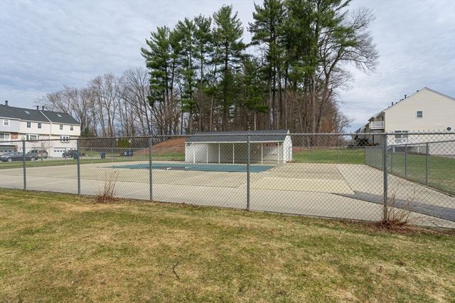 52 Frederick St 26, Dracut, MA 01826