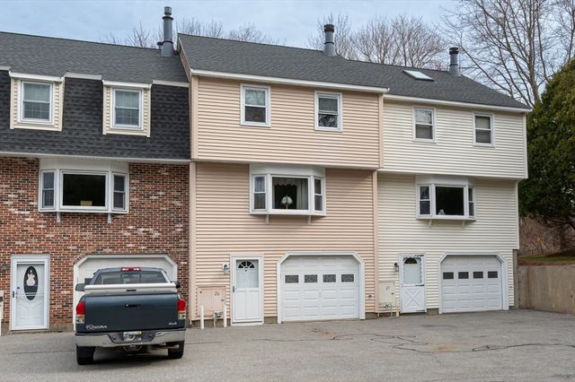 52 Frederick St 26, Dracut, MA 01826