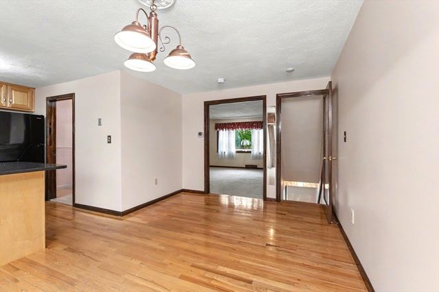 52 Frederick St 26, Dracut, MA 01826