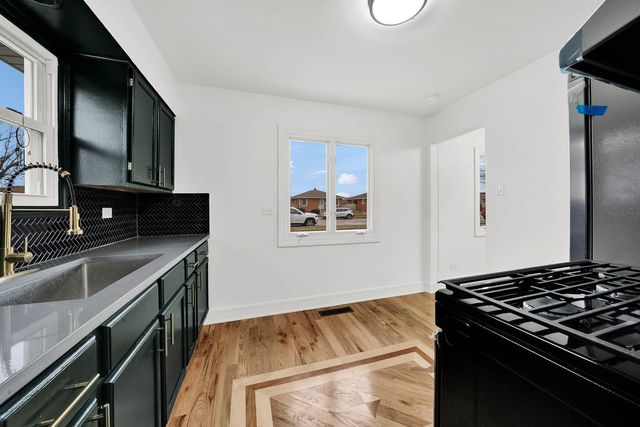 1263 Mackinaw Avenue, Calumet City, IL 60409