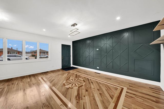 1263 Mackinaw Avenue, Calumet City, IL 60409