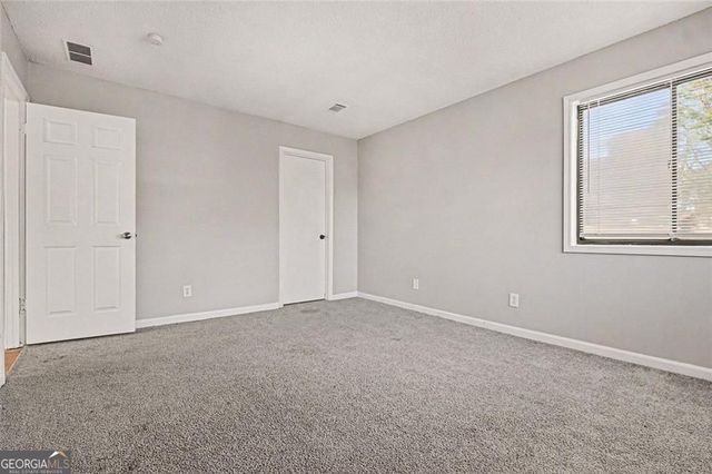 6700 Live Oak Lane, Douglasville, GA 30135