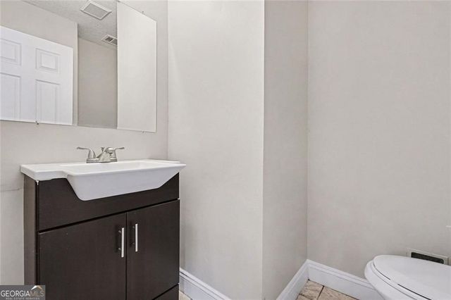 6700 Live Oak Lane, Douglasville, GA 30135