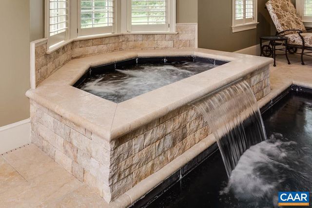 4123 FAIRWAY DR, Keswick, VA 22947