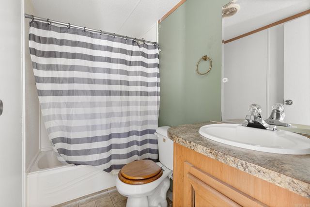 18581 West Avenue, Lead Hill, AR 72644