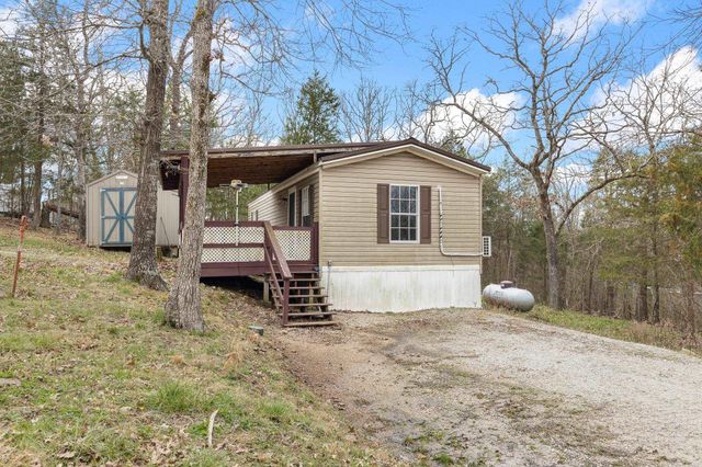 18581 West Avenue, Lead Hill, AR 72644