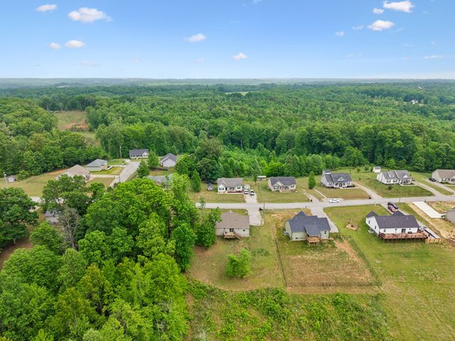 206 Poling Dr, Pulaski, TN 38478