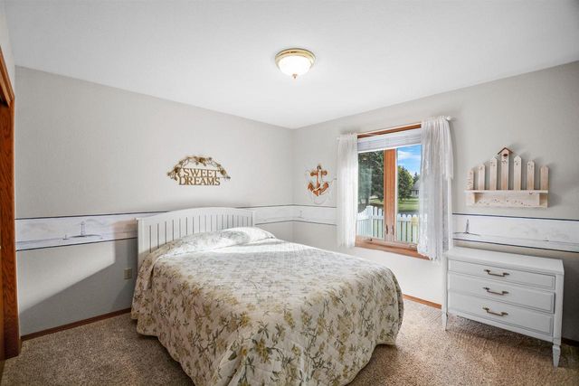 239 LAKE POINTE DRIVE, Oshkosh, WI 54904