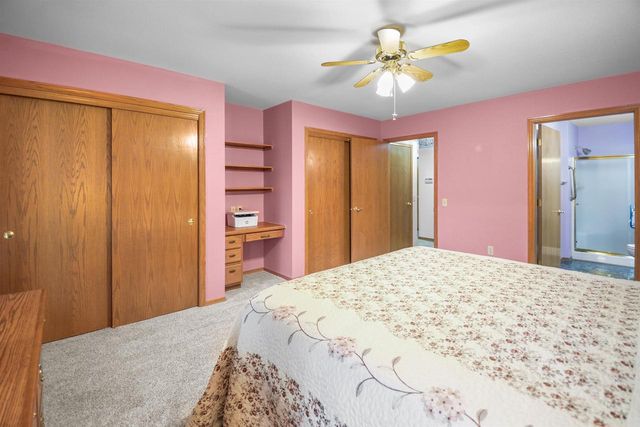 239 LAKE POINTE DRIVE, Oshkosh, WI 54904