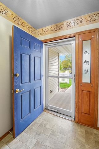 239 LAKE POINTE DRIVE, Oshkosh, WI 54904