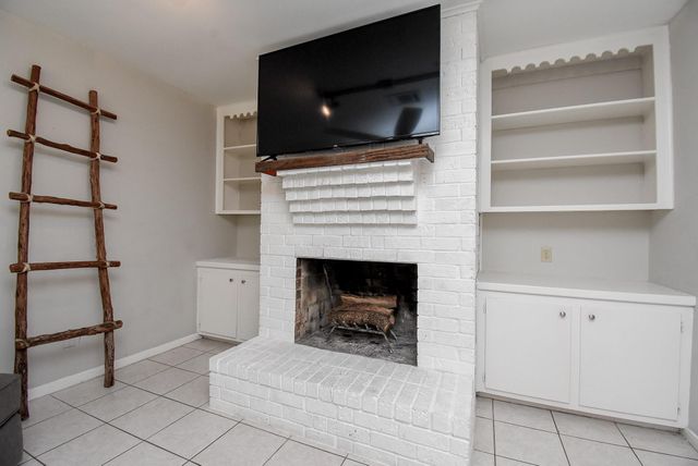 1915 Avenue B, Katy, TX 77493