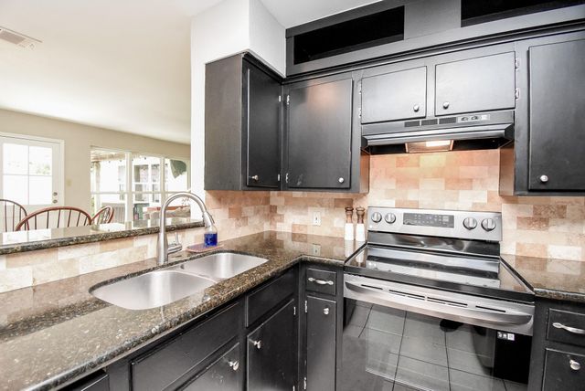 1915 Avenue B, Katy, TX 77493