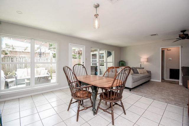 1915 Avenue B, Katy, TX 77493