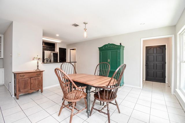1915 Avenue B, Katy, TX 77493