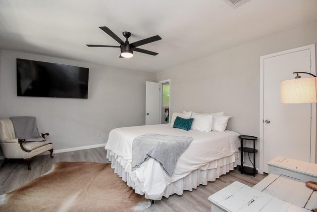 1915 Avenue B, Katy, TX 77493