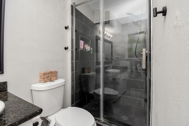 1915 Avenue B, Katy, TX 77493