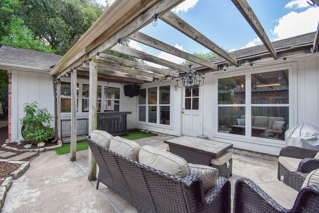 1915 Avenue B, Katy, TX 77493