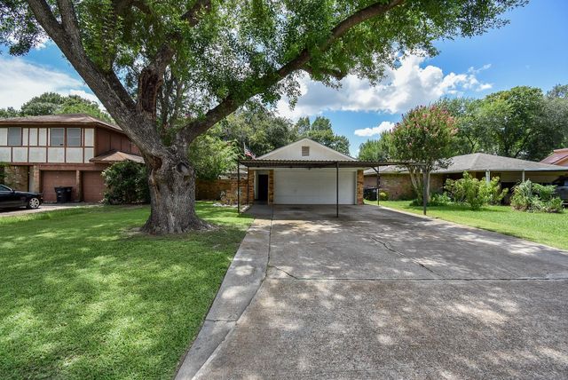 1915 Avenue B, Katy, TX 77493