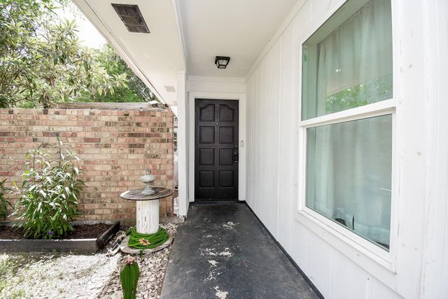 1915 Avenue B, Katy, TX 77493