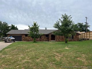 601 Dogwood Court, Cleveland, OK 74020