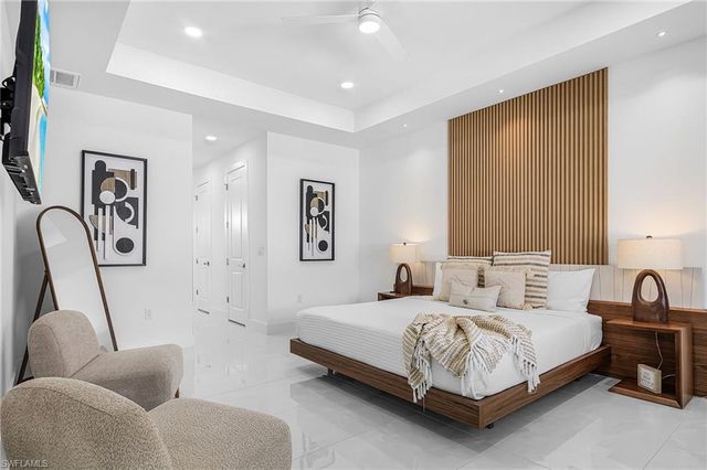 1929 NE 14th ST, Cape Coral, FL 33909