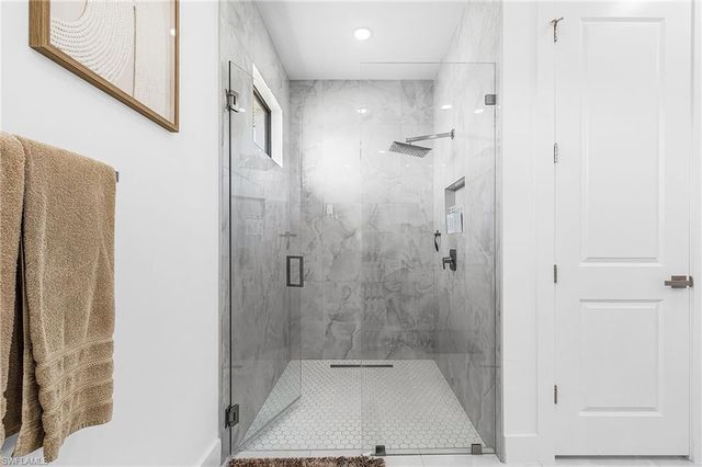 1929 NE 14th ST, Cape Coral, FL 33909