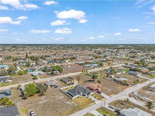 1929 NE 14th ST, Cape Coral, FL 33909