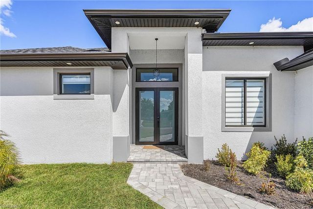 1929 NE 14th ST, Cape Coral, FL 33909