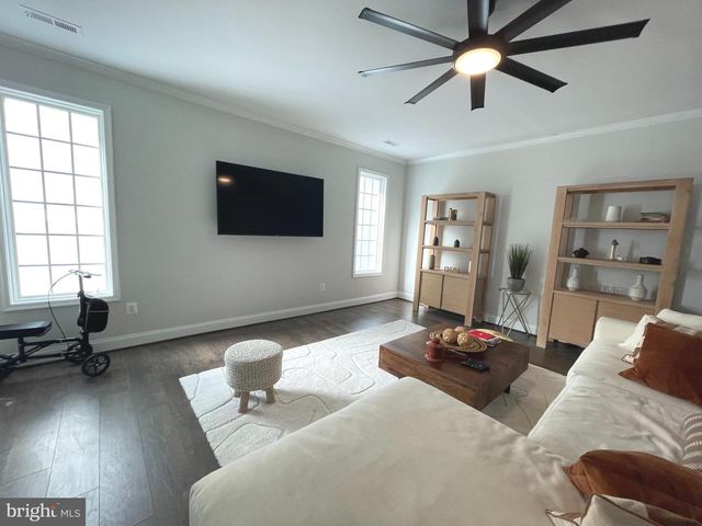 915 HICKORY CIR, La Plata, MD 20646