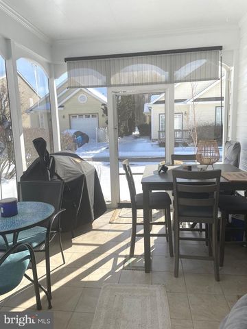 915 HICKORY CIR, La Plata, MD 20646