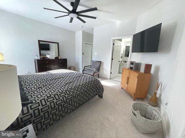 915 HICKORY CIR, La Plata, MD 20646